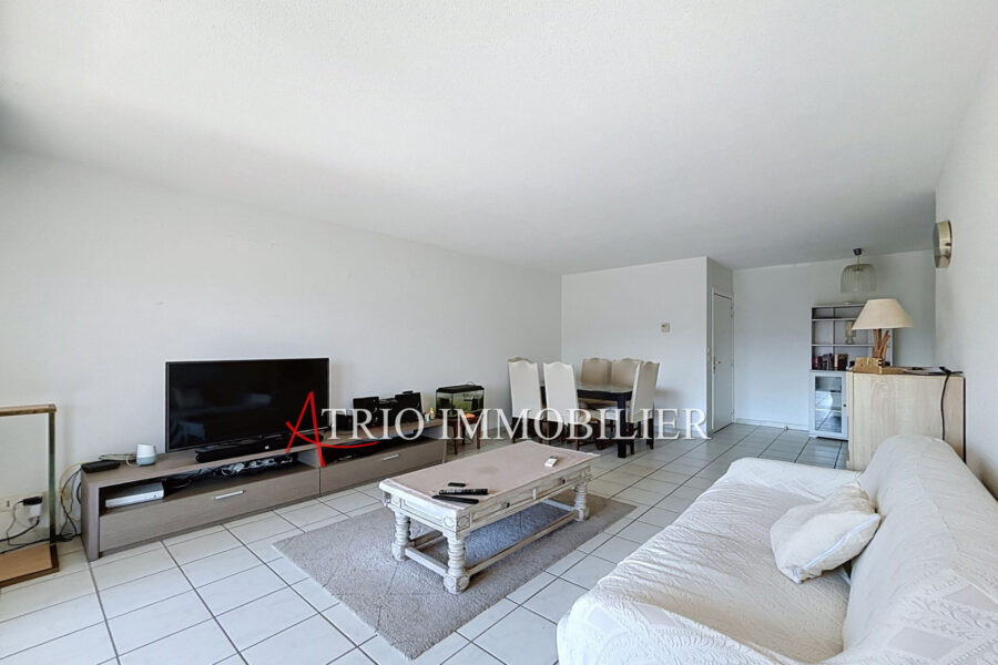 Appartement à vendre à Cagnes-sur-mer — Vue sur la ville — photo 3