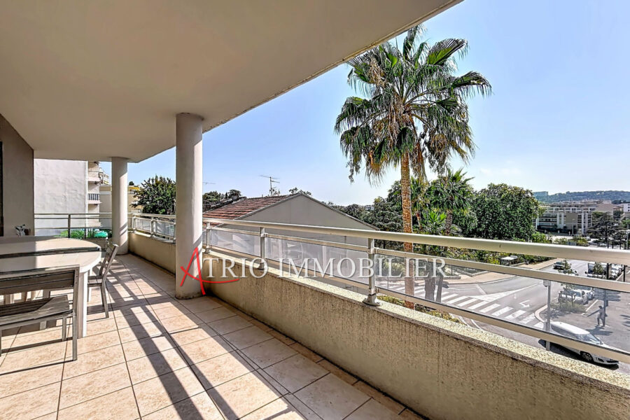Appartement à vendre à Cagnes-sur-mer — Vue sur la ville — photo 6