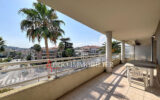 Appartement à vendre à Cagnes-sur-mer — Vue sur la ville — photo 1