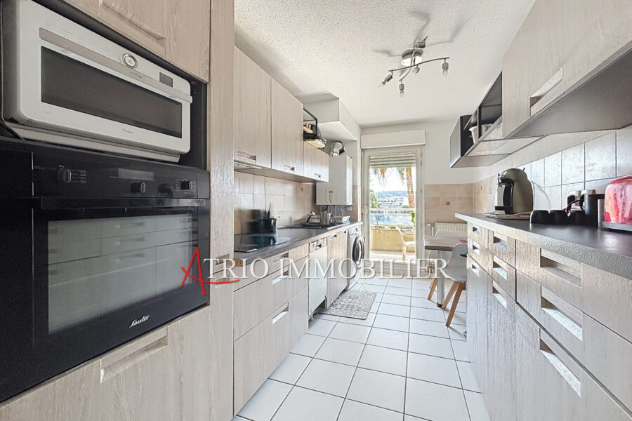 Appartement à vendre à Cagnes-sur-mer — Vue sur la ville — photo 5