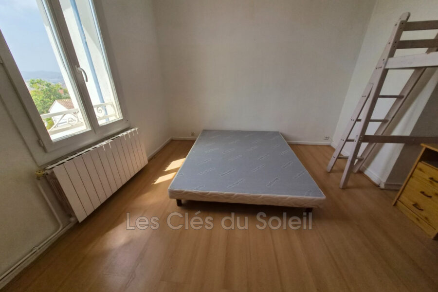 Maison à vendre à Toulon — Vue sur la ville — photo 9
