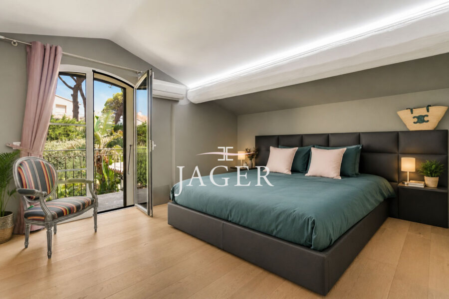 Maison à vendre à Sainte-maxime — Vue parc — photo 7