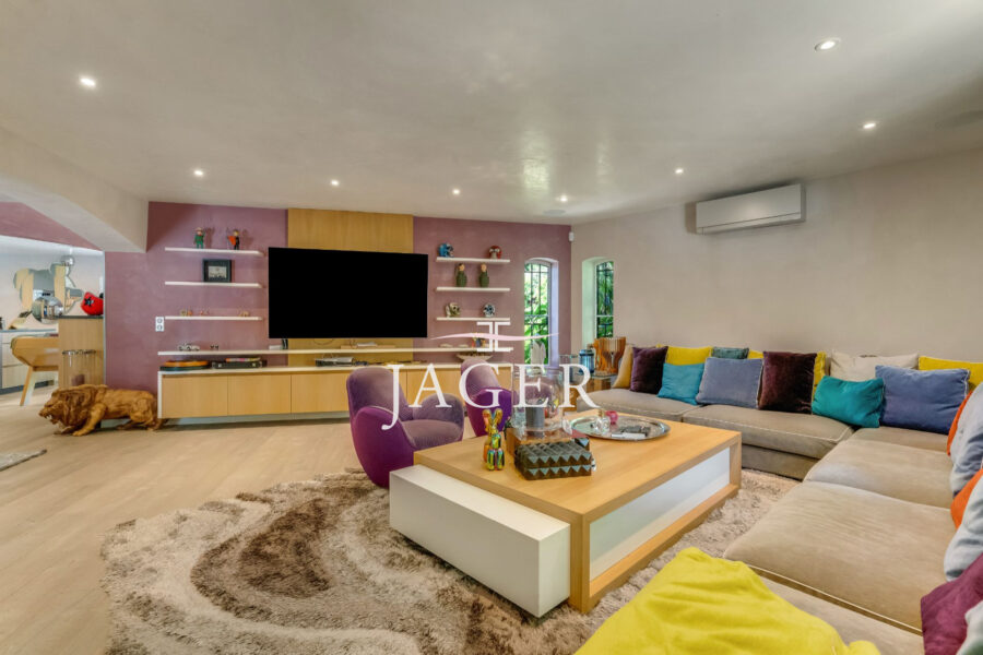 Maison à vendre à Sainte-maxime — Vue parc — photo 5