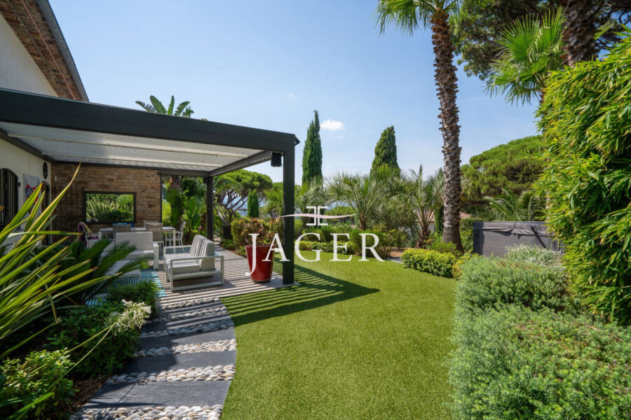 Maison à vendre à Sainte-maxime — Vue parc — photo 13