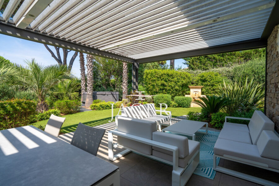 Maison à vendre à Sainte-maxime — Vue parc — photo 14