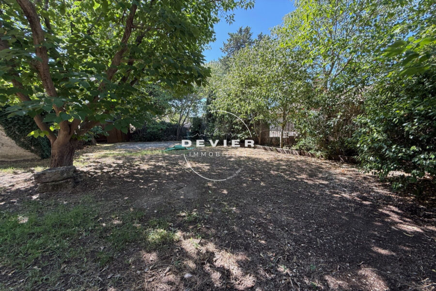 Maison à vendre à Castries — Vue parc — photo 14