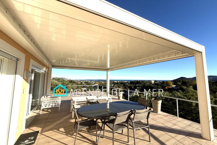 Maison à vendre à Mandelieu-la-napoule — Vue mer — photo 6
