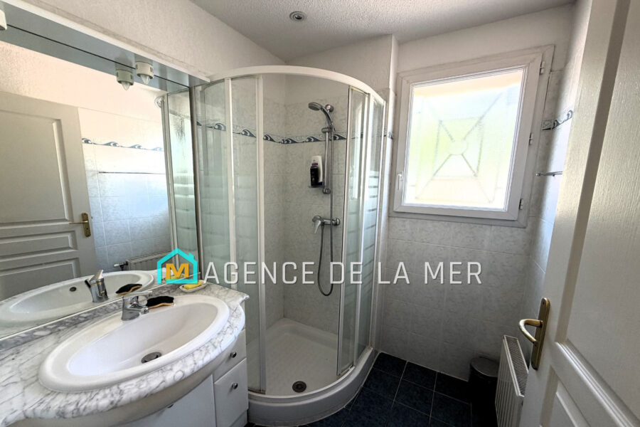 Maison à vendre à Mandelieu-la-napoule — Vue mer — photo 12