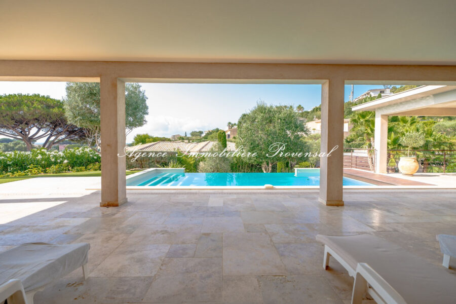 Maison à vendre à Sainte-maxime — Vue mer — photo 4