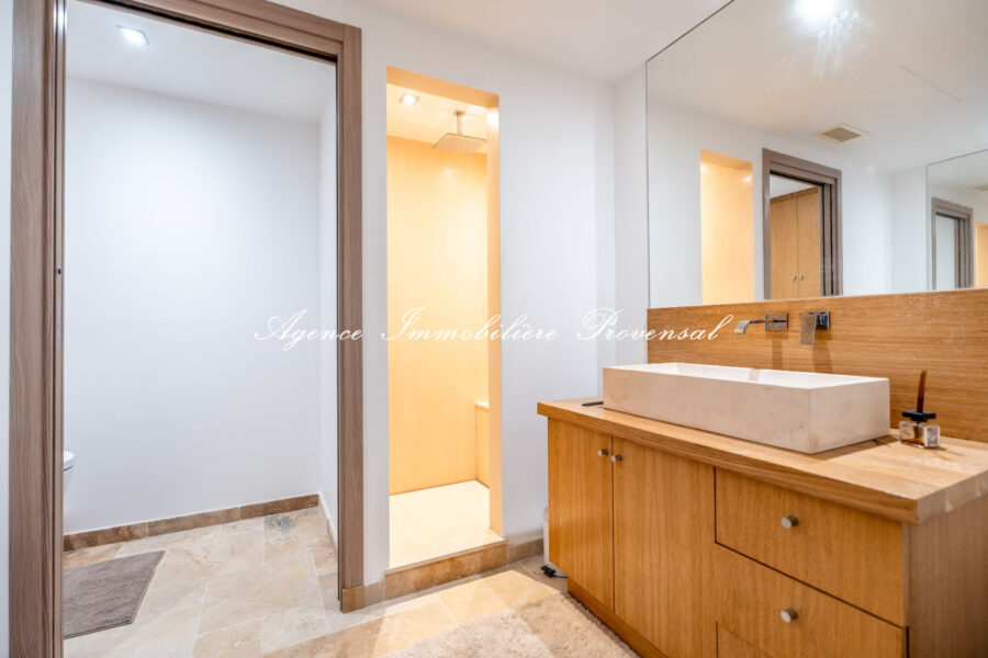 Maison à vendre à Sainte-maxime — Vue mer — photo 17