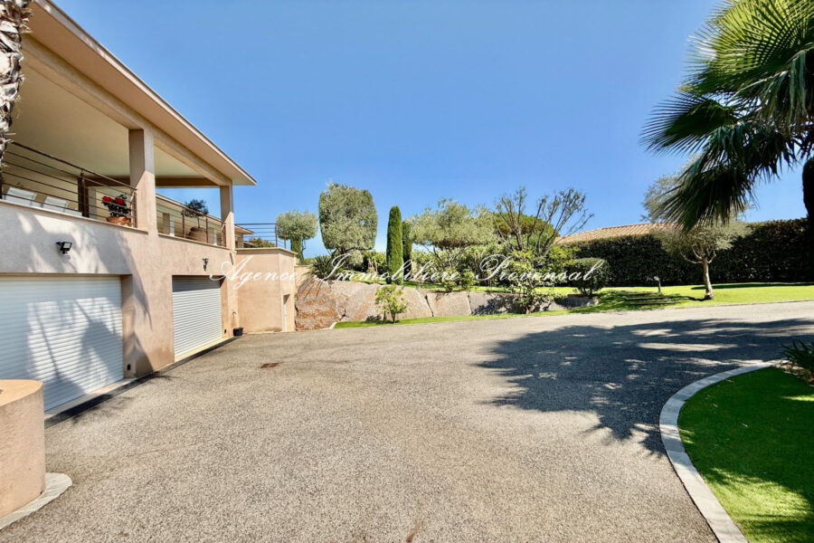 Maison à vendre à Sainte-maxime — Vue mer — photo 7