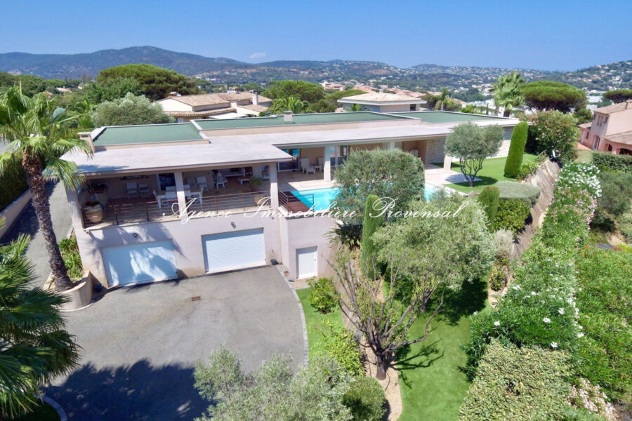 Maison à vendre à Sainte-maxime — Vue mer — photo 3