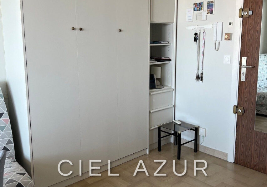 Appartement à louer à Juan-les-pins — Vue mer — photo 10