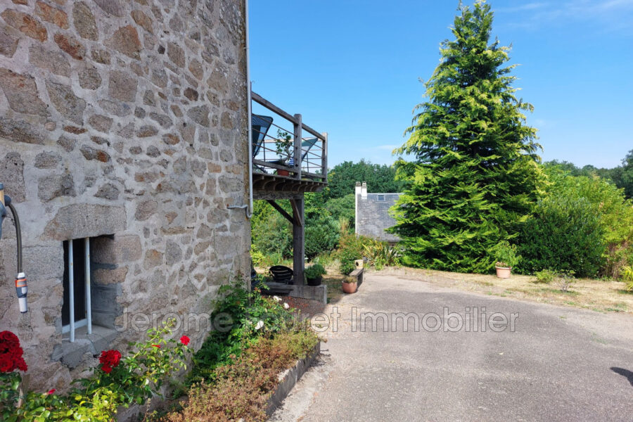 Maison à vendre à Montaignac-sur-Doustre — Vue nature — photo 9