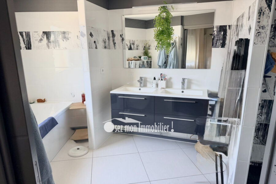 Appartement à vendre à Narbonne — Vue sur la ville — photo 12