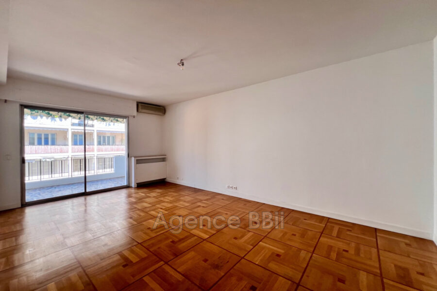 Appartement à vendre à Nice — Vue sur la ville — photo 6