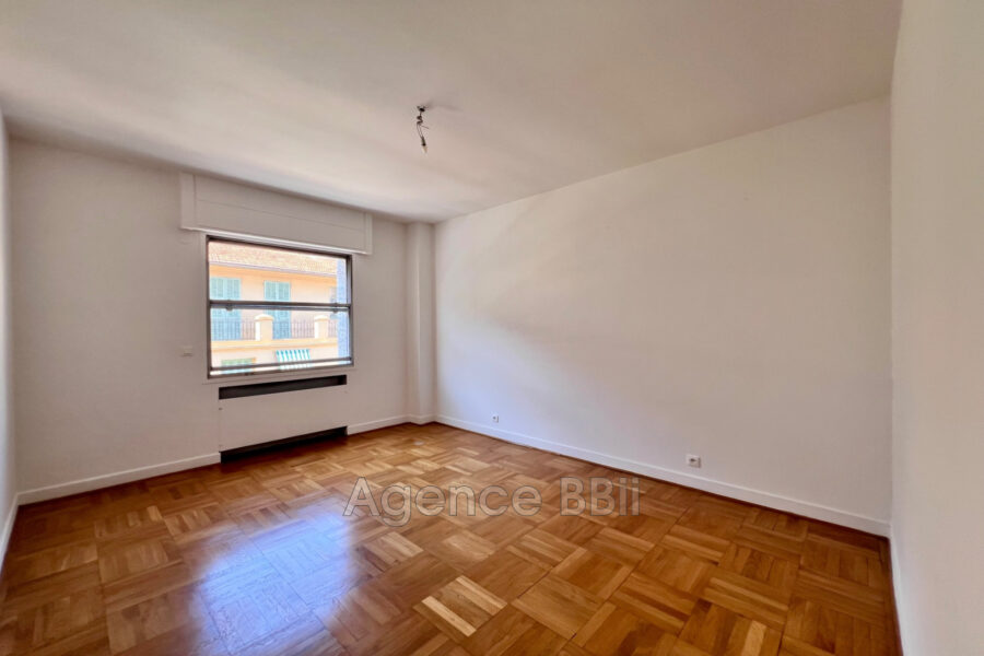 Appartement à vendre à Nice — Vue sur la ville — photo 9