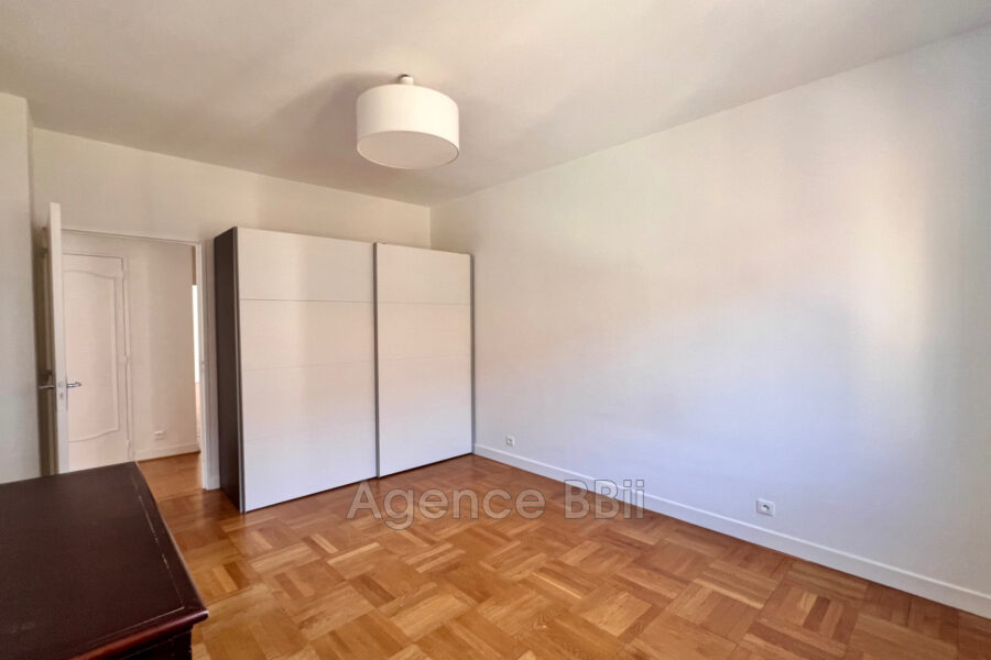 Appartement à vendre à Nice — Vue sur la ville — photo 10