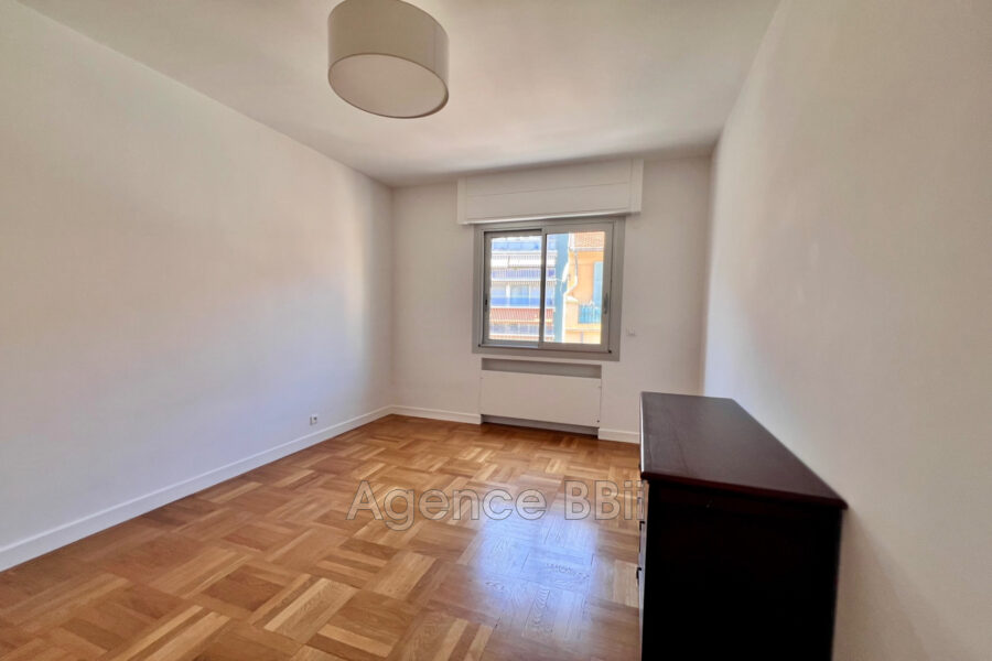 Appartement à vendre à Nice — Vue sur la ville — photo 11