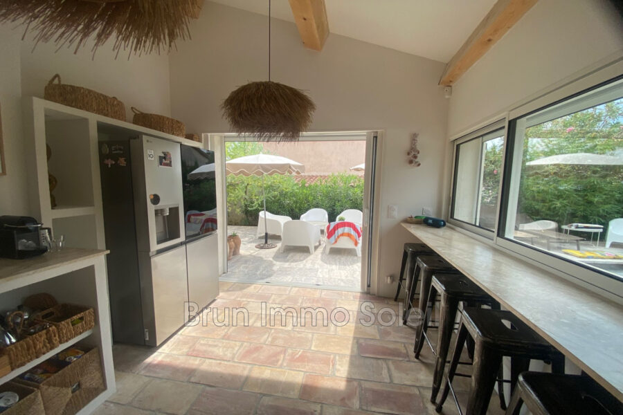 Maison à louer à Cagnes-sur-mer — Vue sur la ville — photo 4