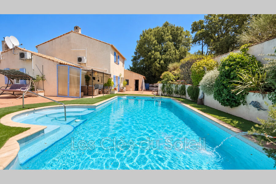 Maison à vendre à Le val — Vue parc & jardin — photo 2