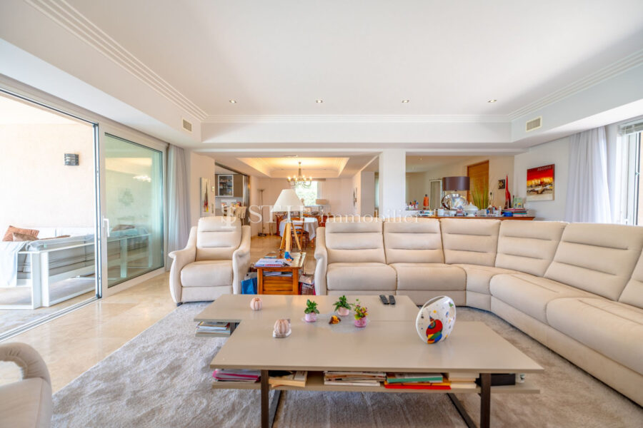 Maison à vendre à Sainte-Maxime — Vue mer — photo 14