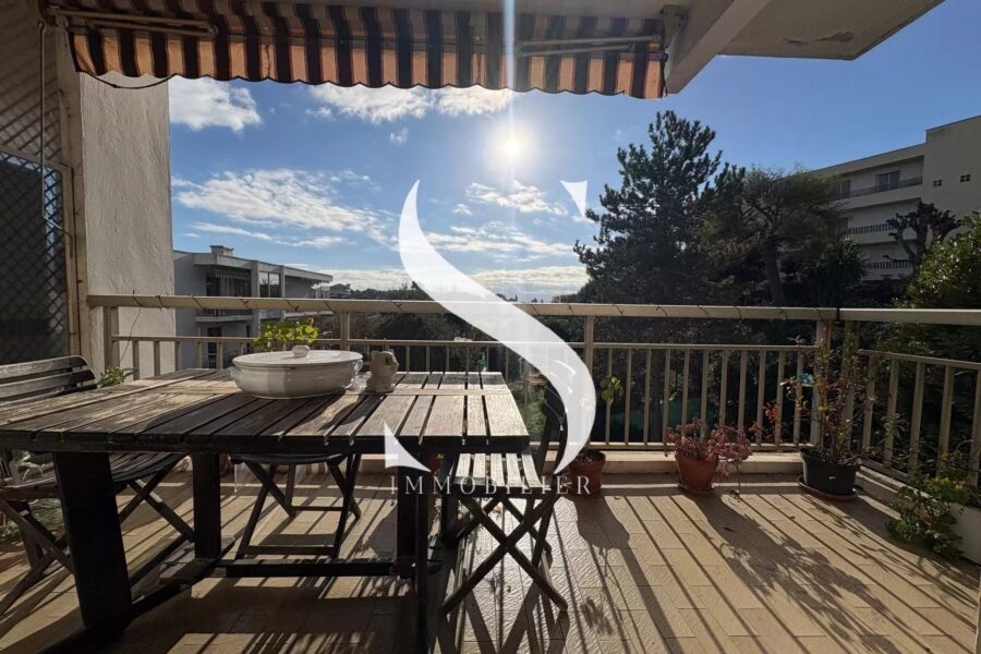 Appartement à vendre à Antibes — Vue nature — photo 1