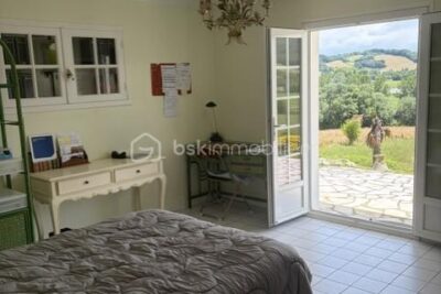 Maison à vendre à Behasque lapiste