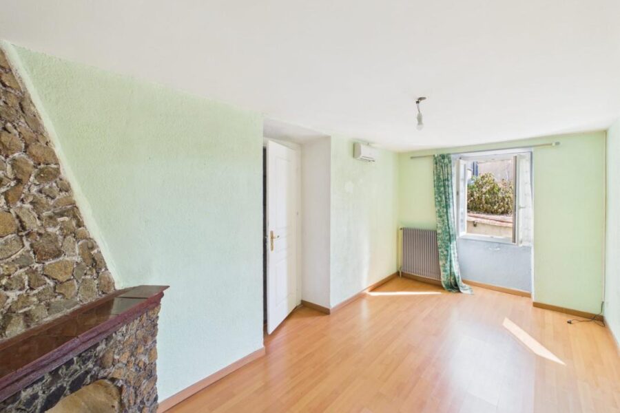 Maison à vendre à Alata