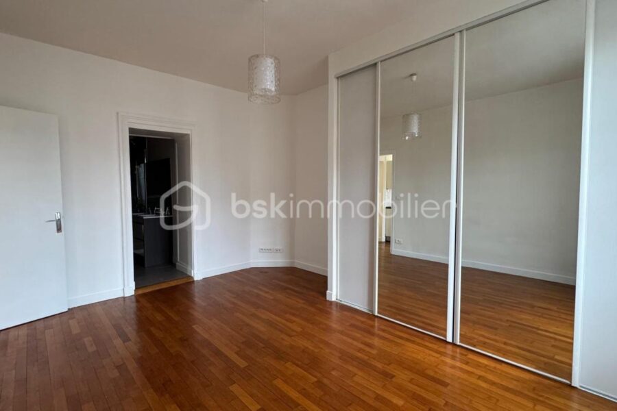 Appartement à vendre à Rennes — Vue sur la ville — photo 8