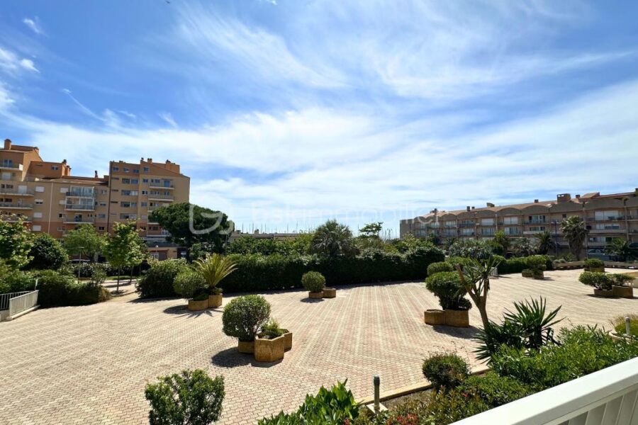 Appartement à vendre à Hyeres — Vue mer — photo 1