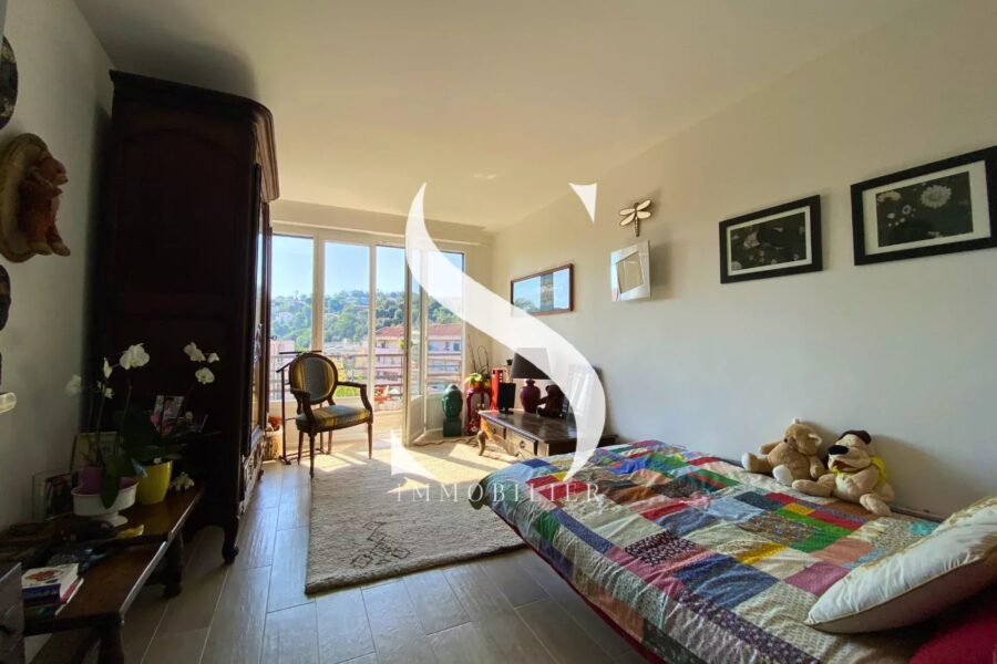 Appartement à vendre à Vallauris — Vue montagne — photo 11