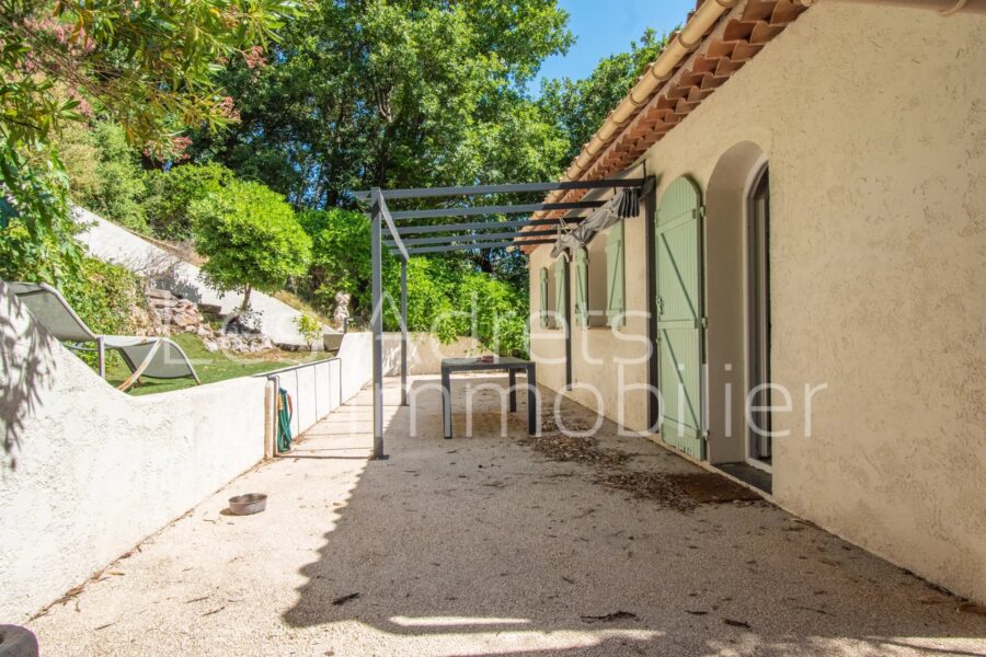 Maison à vendre à Les adrets-de-l&rsquo;estérel — Vue montagne — photo 14
