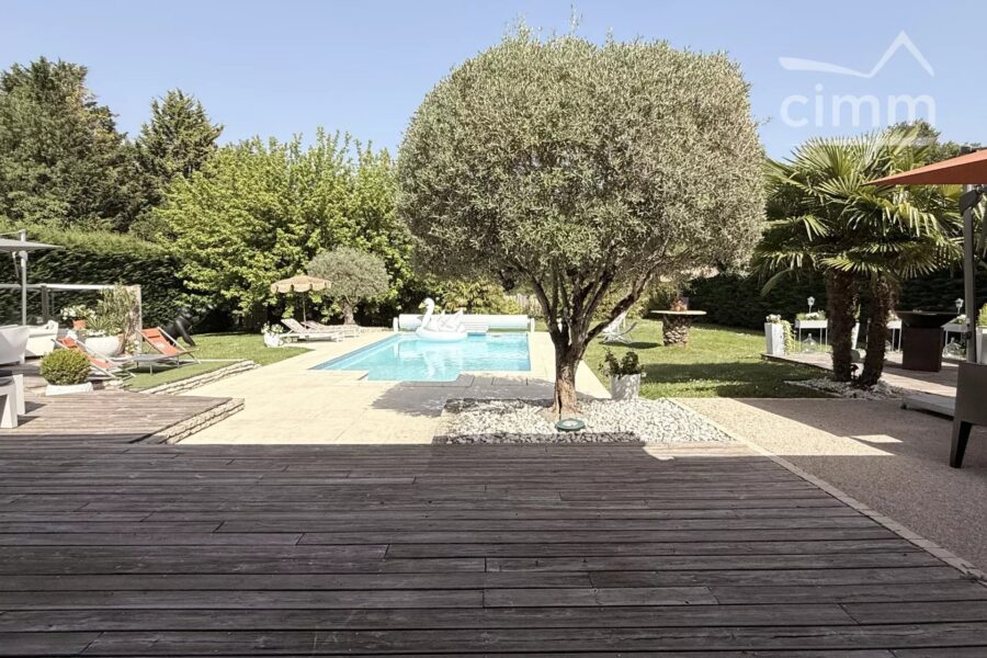 Maison à vendre à Blois — Vue parc — photo 1