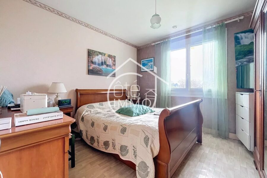 Maison à vendre à Saint-pey-de-castets — Vue parc — photo 5