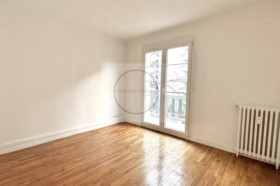 Appartement à vendre à Paris 20ème — Vue sur la ville — photo 6