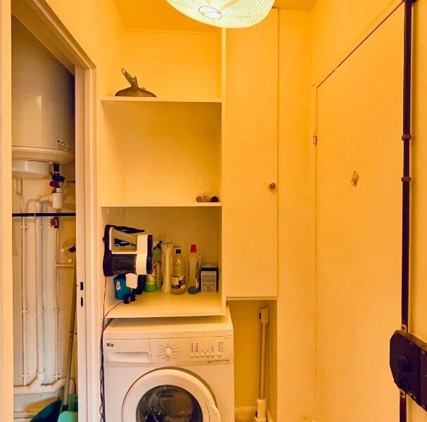 Appartement à vendre à Paris 18ème — Vue sur la ville — photo 7