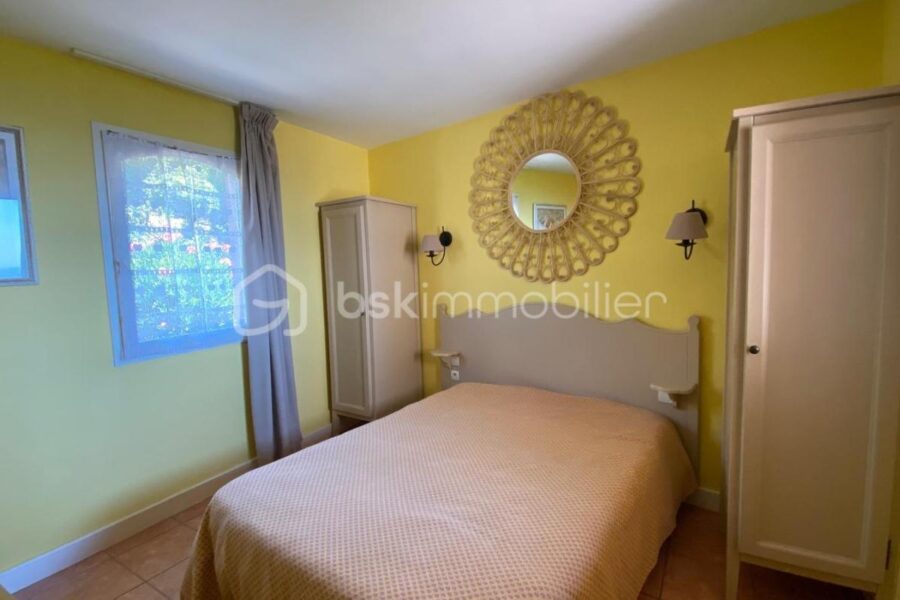 Appartement à vendre à Roquebrune sur argens — Vue mer — photo 8