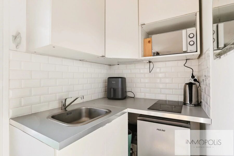 Appartement à vendre à Paris 18ème — Vue sur la ville — photo 8