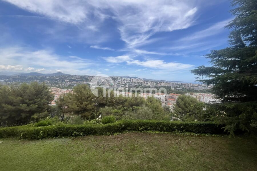 Appartement à vendre à Saint-laurent-du-var — Vue mer — photo 2