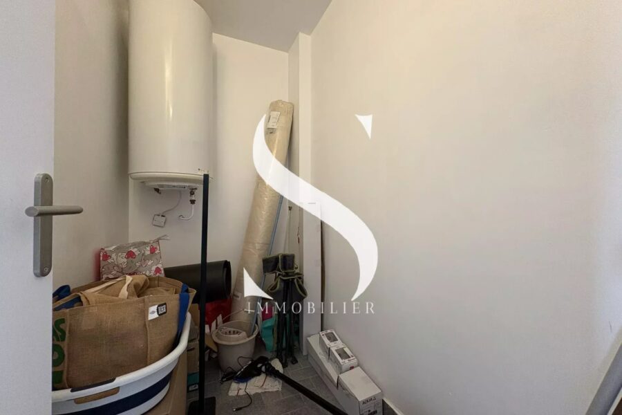 Appartement à vendre à Saint-laurent-du-var — Vue sur la ville — photo 12