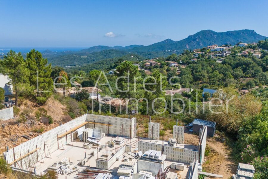 Terrain à vendre à Les adrets-de-l&rsquo;estérel — Vue mer — photo 8
