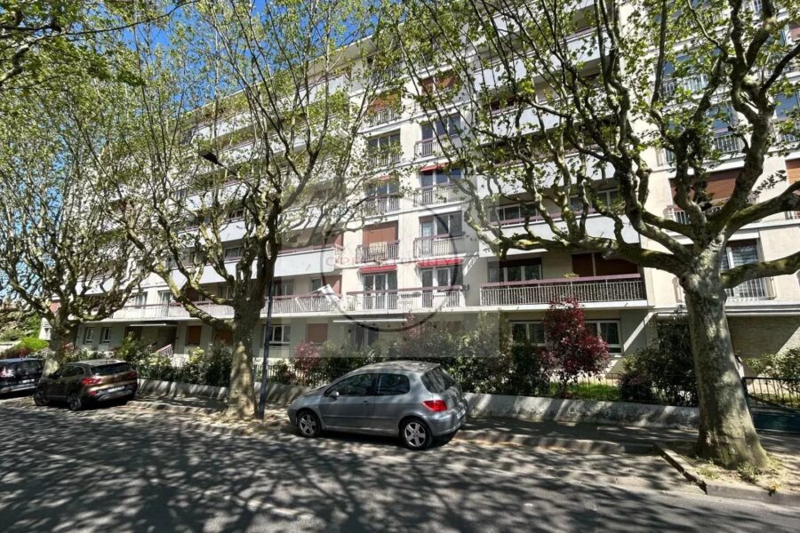 Appartement à vendre à Montreuil — Vue parc — photo 3