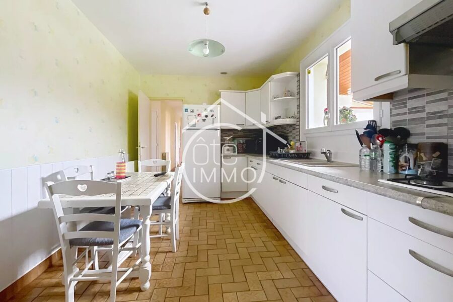 Maison à vendre à Saint-pey-de-castets — Vue parc — photo 4