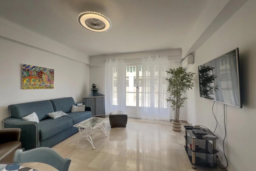 Appartement à vendre à Antibes — Vue mer — photo 3