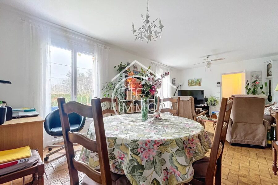 Maison à vendre à Saint-pey-de-castets — Vue parc — photo 3