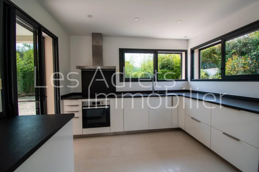 Maison à vendre à Les adrets-de-l&rsquo;estérel — Vue mer — photo 7
