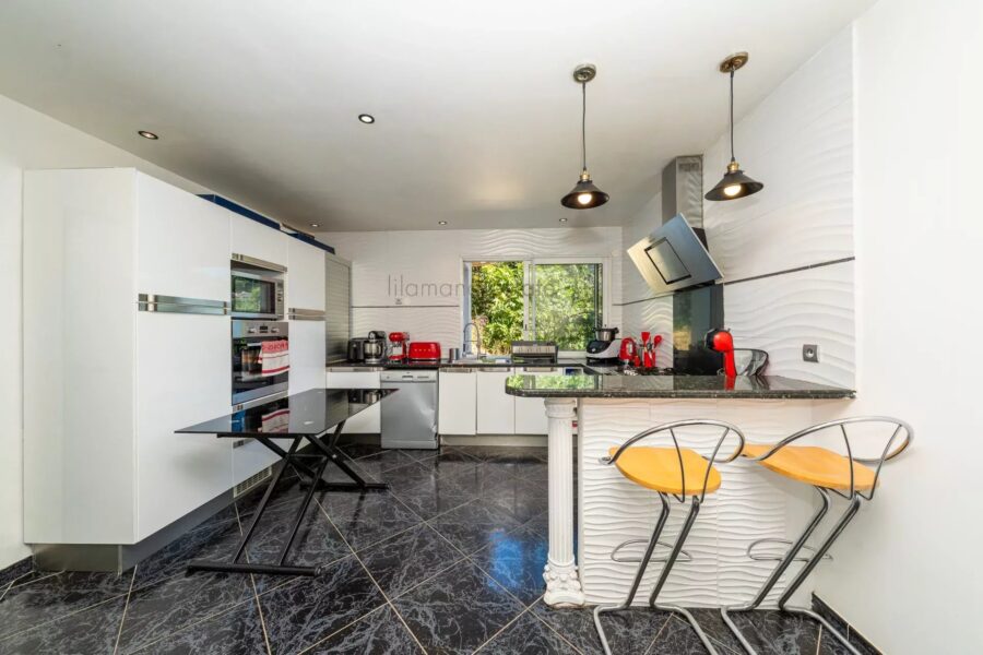 Maison à vendre à Vallauris — Vue nature — photo 12