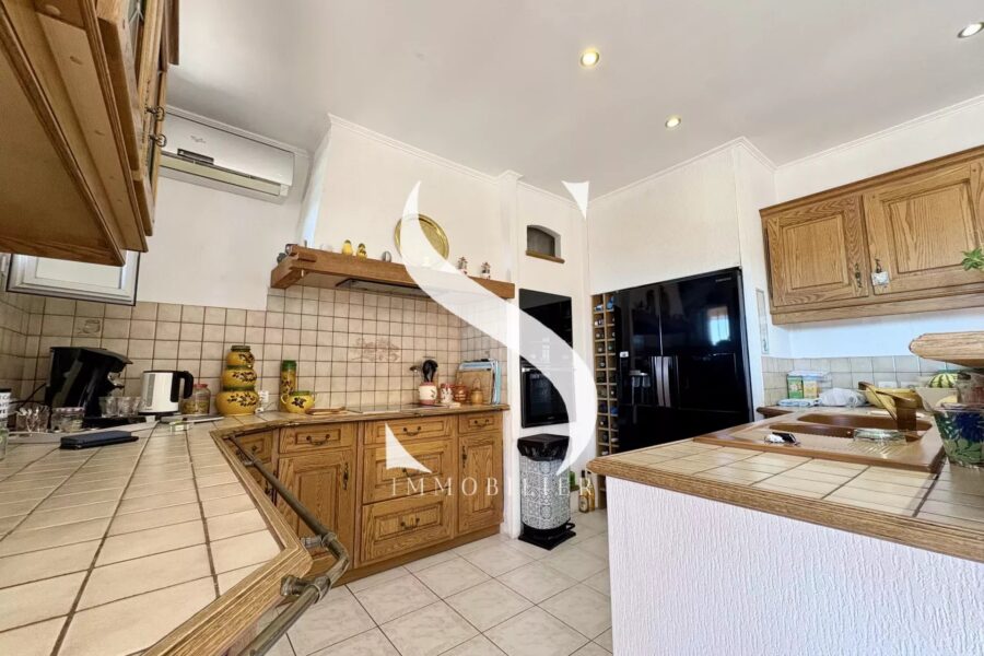 Maison à vendre à Vallauris — Vue mer — photo 8