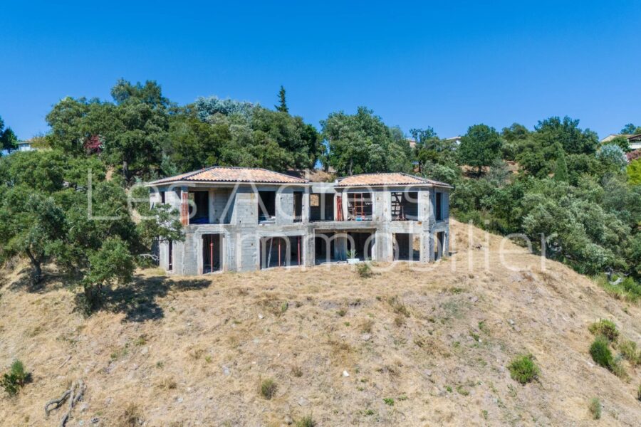 Maison à vendre à Les adrets-de-l&rsquo;estérel — Vue montagne — photo 4